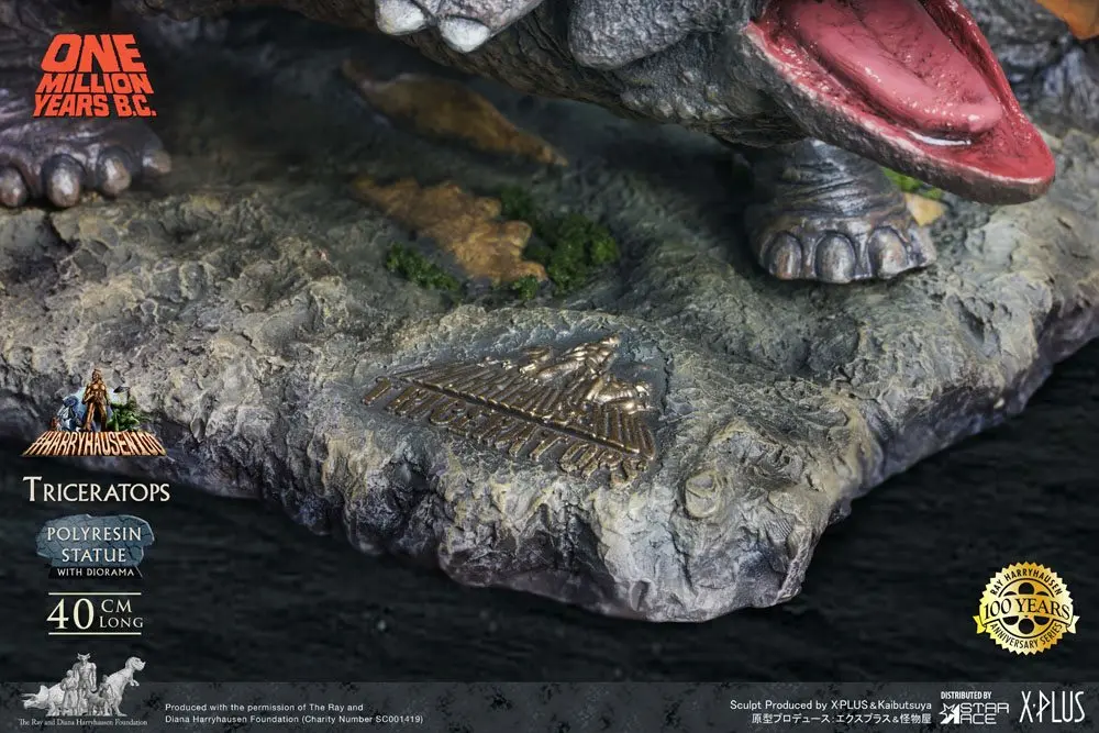 One Million Years B.C. Triceratops szobor figura 19 cm termékfotó