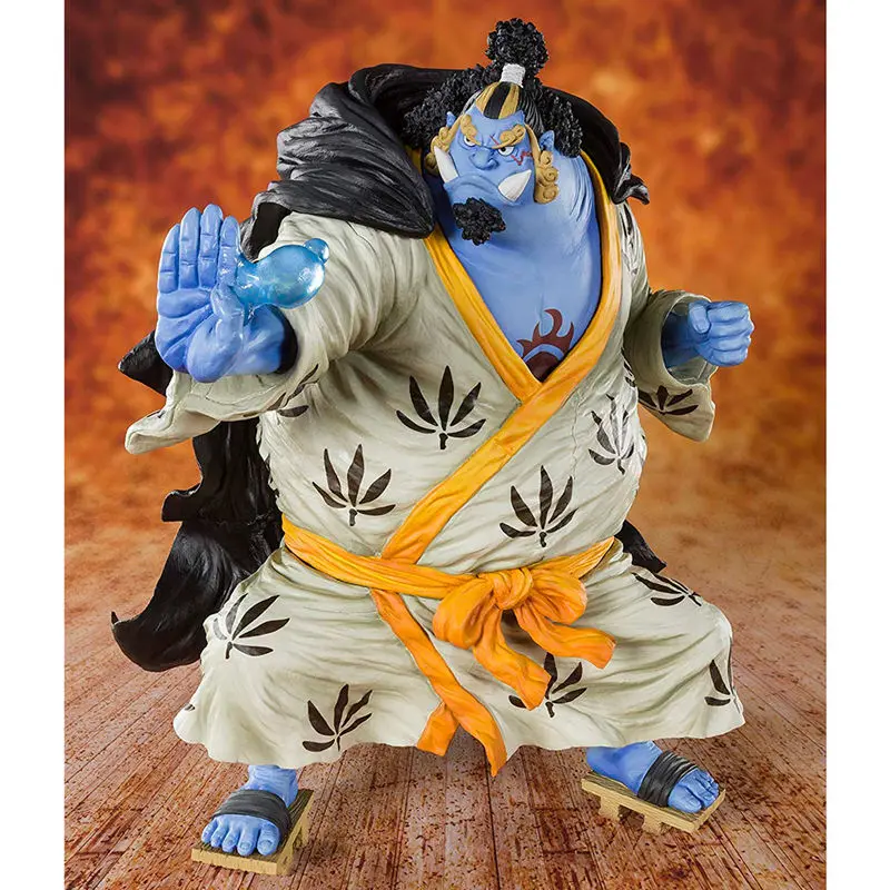 One Piece A Tenger Lovagja  Jinbe figura 19cm termékfotó
