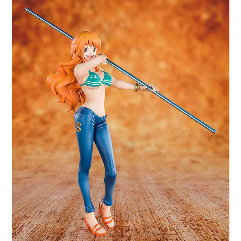 One Piece Betörő Macska Nami figura 12cm termékfotó
