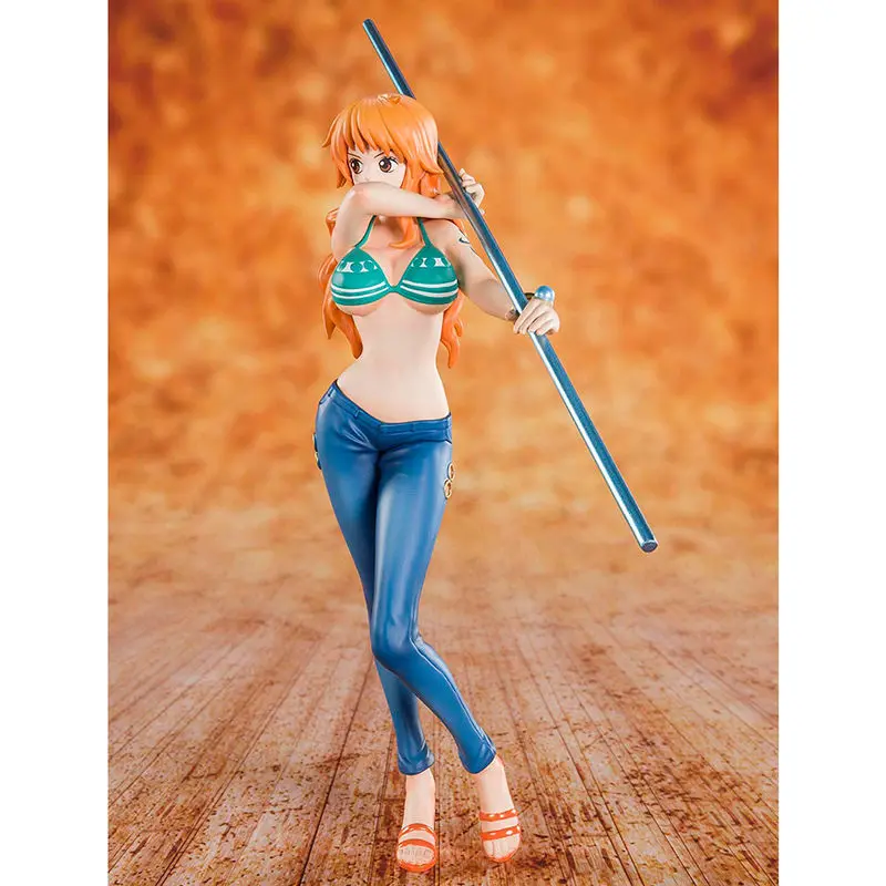 One Piece Betörő Macska Nami figura 12cm termékfotó