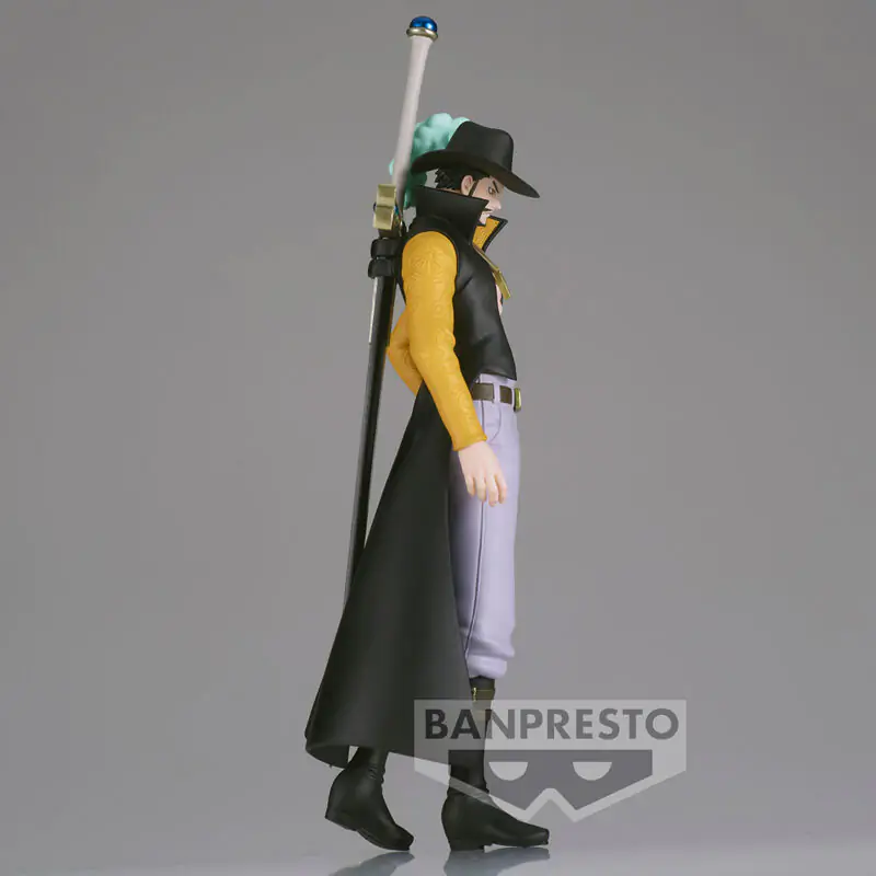 One Piece Dracule Mihawk The Shukko figura 16cm termékfotó