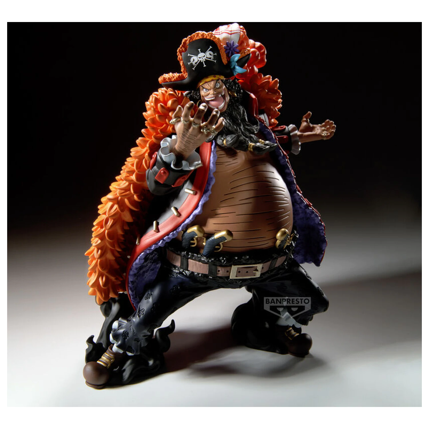 One Piece Grandista Marshall D Teach figura 22cm termékfotó