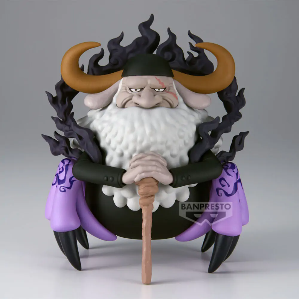 One Piece Mega World Collectable St. Jaygarcia Saturn figura 13cm termékfotó
