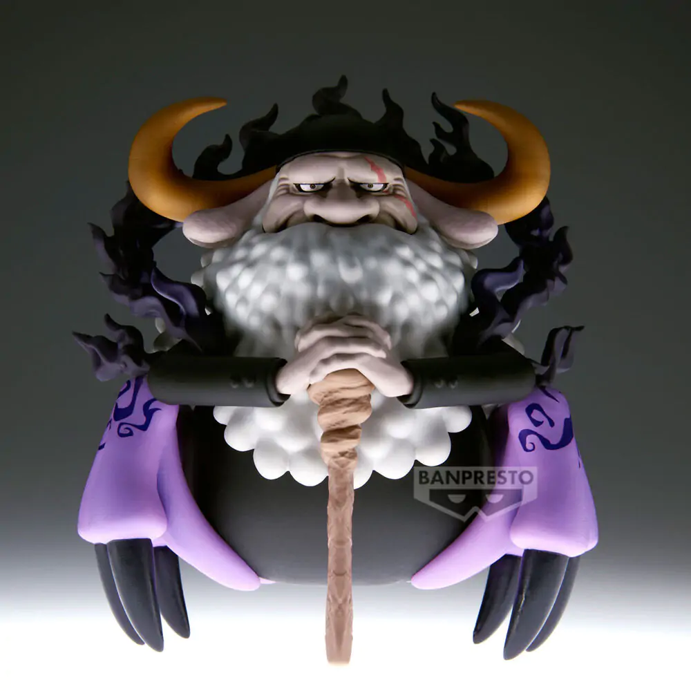 One Piece Mega World Collectable St. Jaygarcia Saturn figura 13cm termékfotó