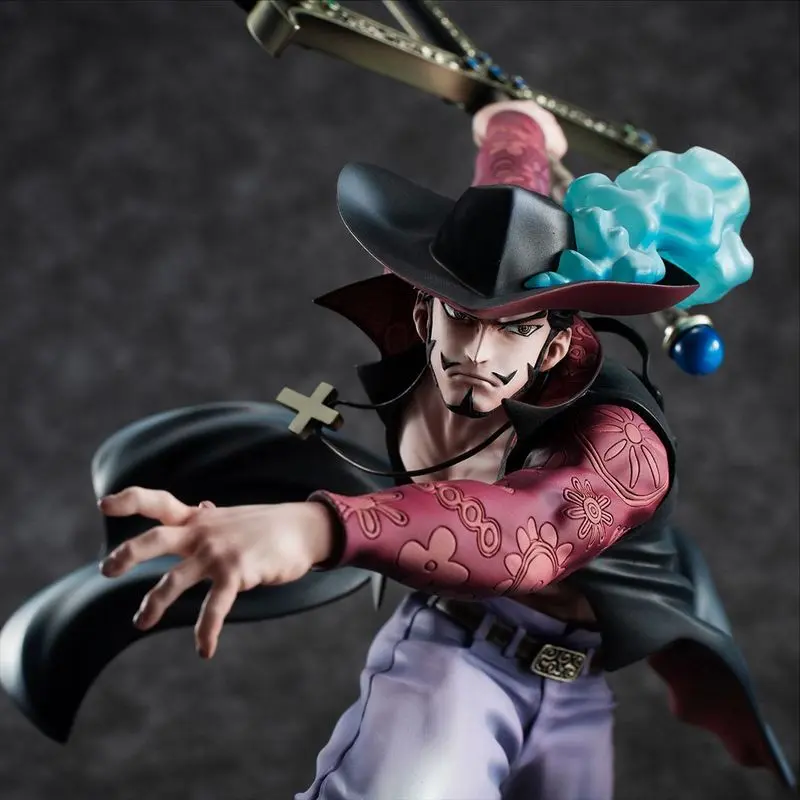 One Piece Neo Maximum Dracule Hawk Eyes Mihawk figura 17cm termékfotó