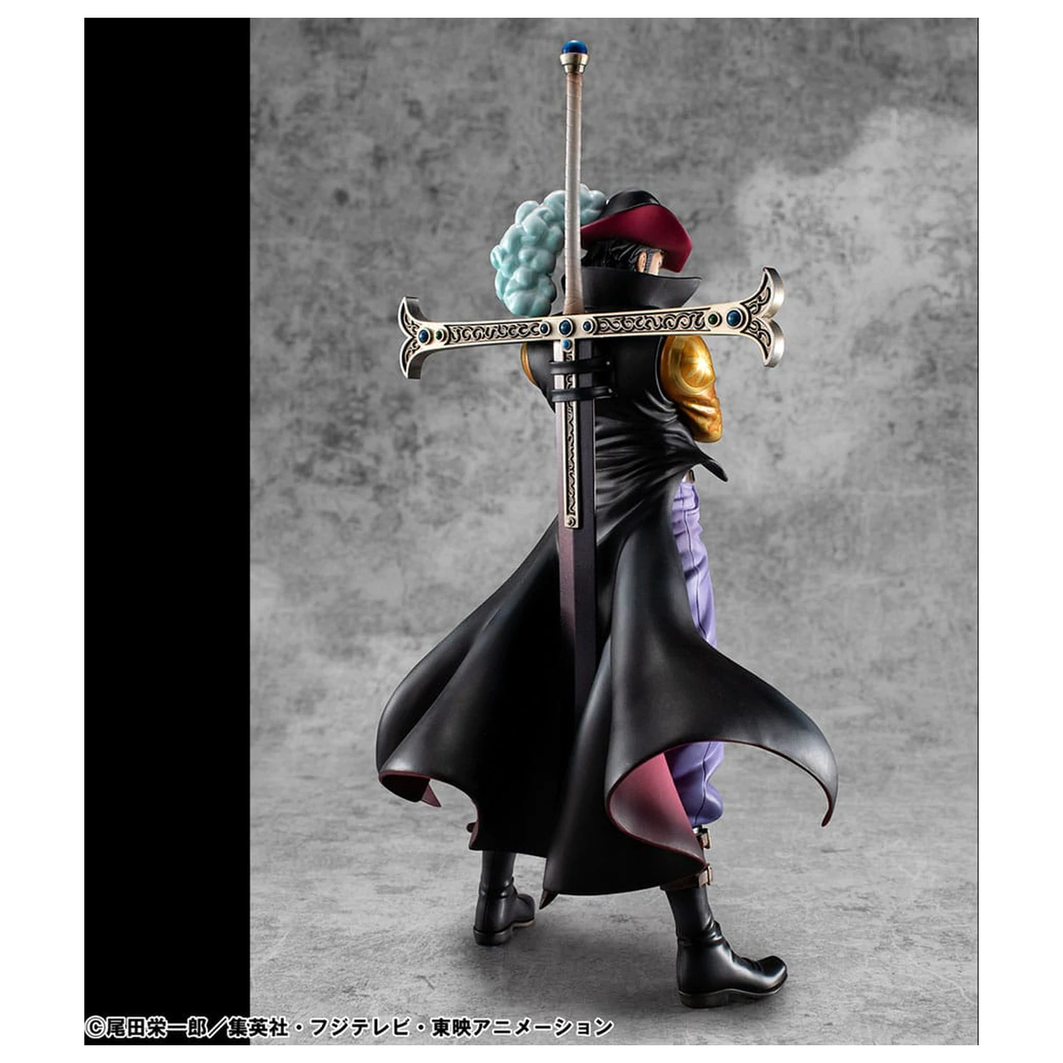 One Piece P.O.P SA-MAXIMUM Hawk Eye Dracule Mihawk Ver. R PVC szobor figura 29 cm termékfotó