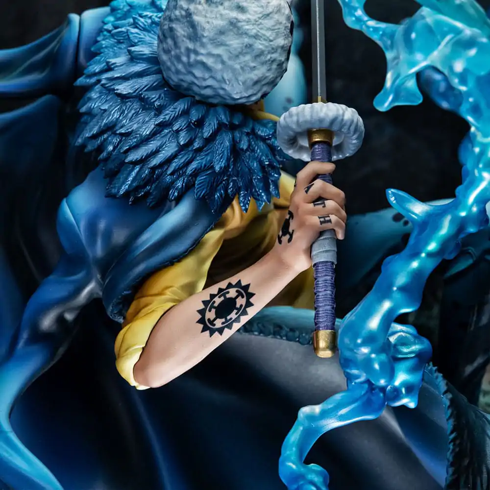 One Piece Portrait Of Pirates WA-MAXIMUM Trafalgar Law The Surgeon of Death Awaken Ver. PVC szobor figura 27 cm termékfotó