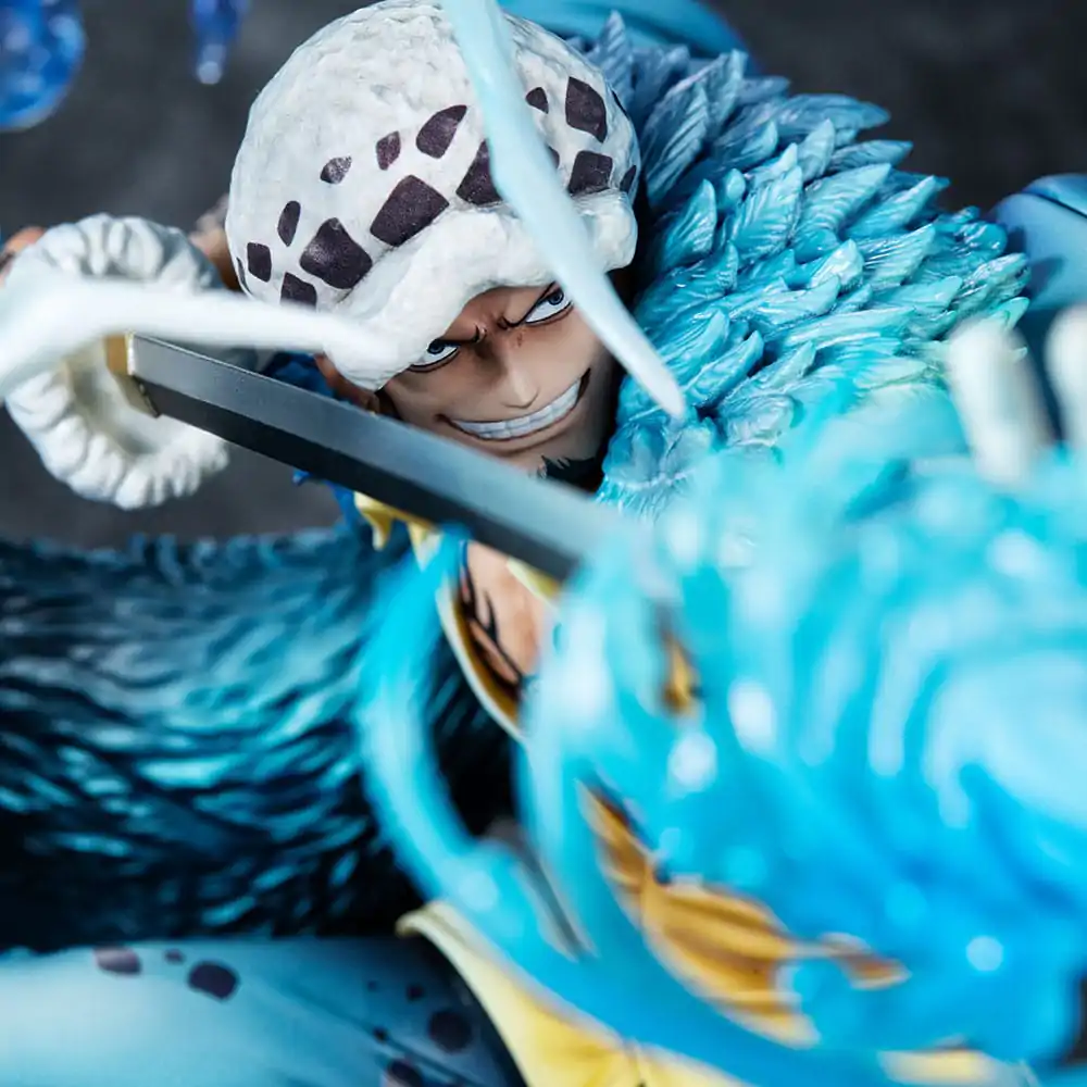 One Piece Portrait Of Pirates WA-MAXIMUM Trafalgar Law The Surgeon of Death Awaken Ver. PVC szobor figura 27 cm termékfotó