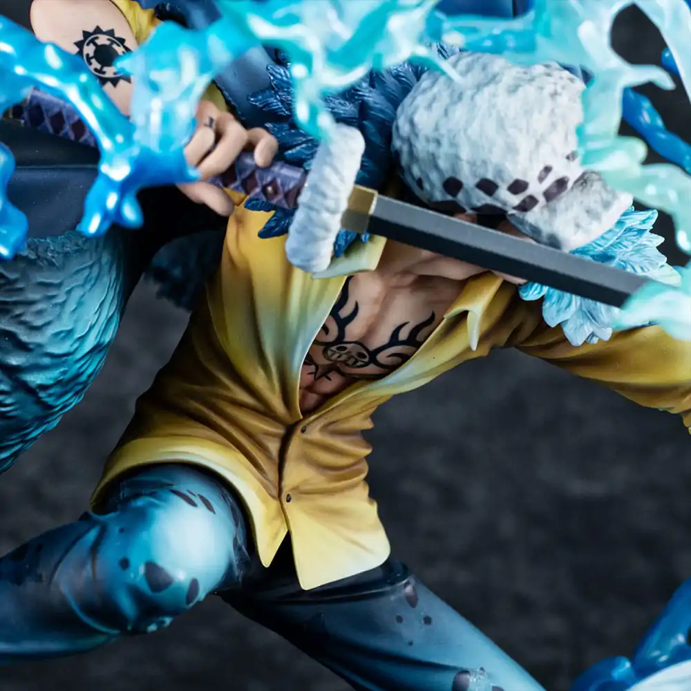 One Piece Portrait Of Pirates WA-MAXIMUM Trafalgar Law The Surgeon of Death Awaken Ver. PVC szobor figura 27 cm termékfotó