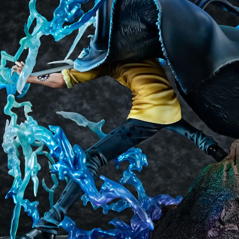 One Piece Portrait Of Pirates WA-MAXIMUM Trafalgar Law The Surgeon of Death Awaken Ver. PVC szobor figura 27 cm termékfotó