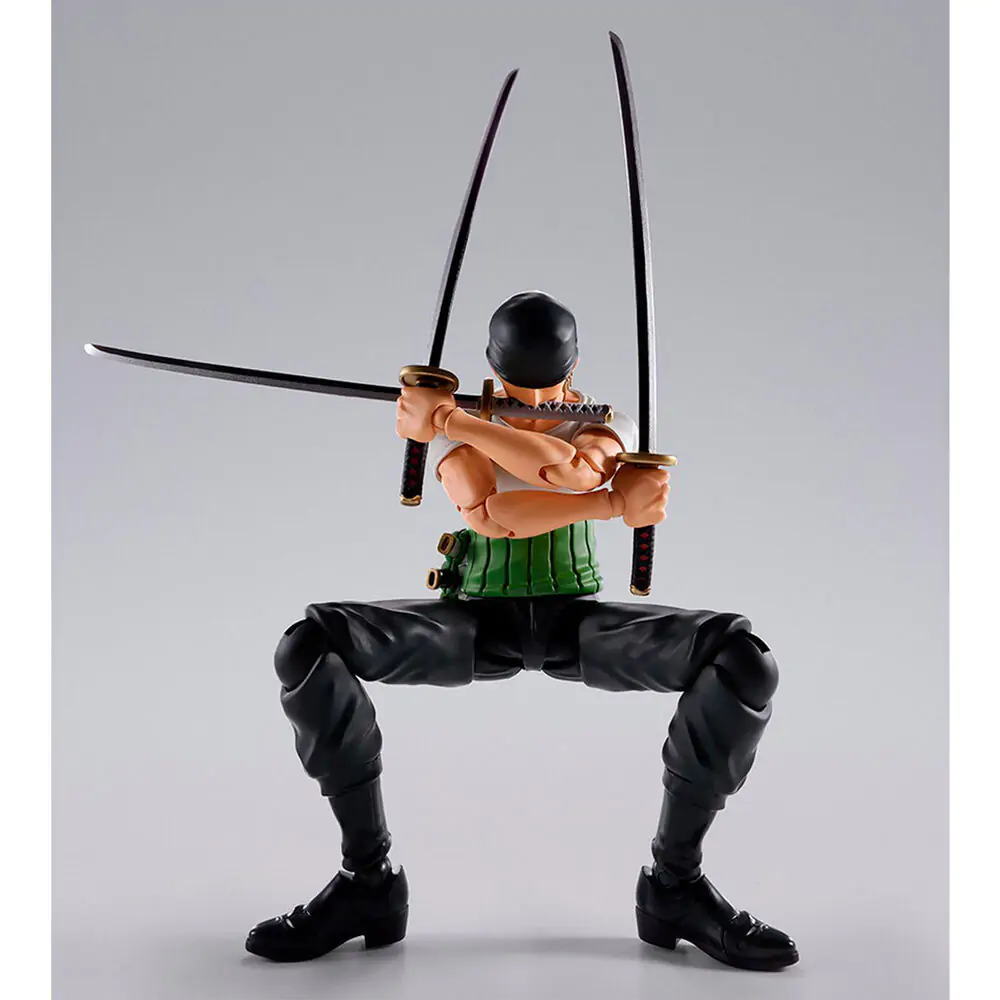 One Piece Roronoa Zoro Romance Dawn S.H Figuarts figure 15cm termékfotó