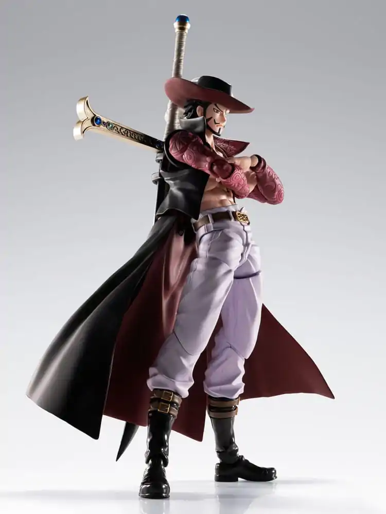 One Piece S.H.Figuarts akciófigura Dracule Mihawk Hawkeye 17 cm    termékfotó