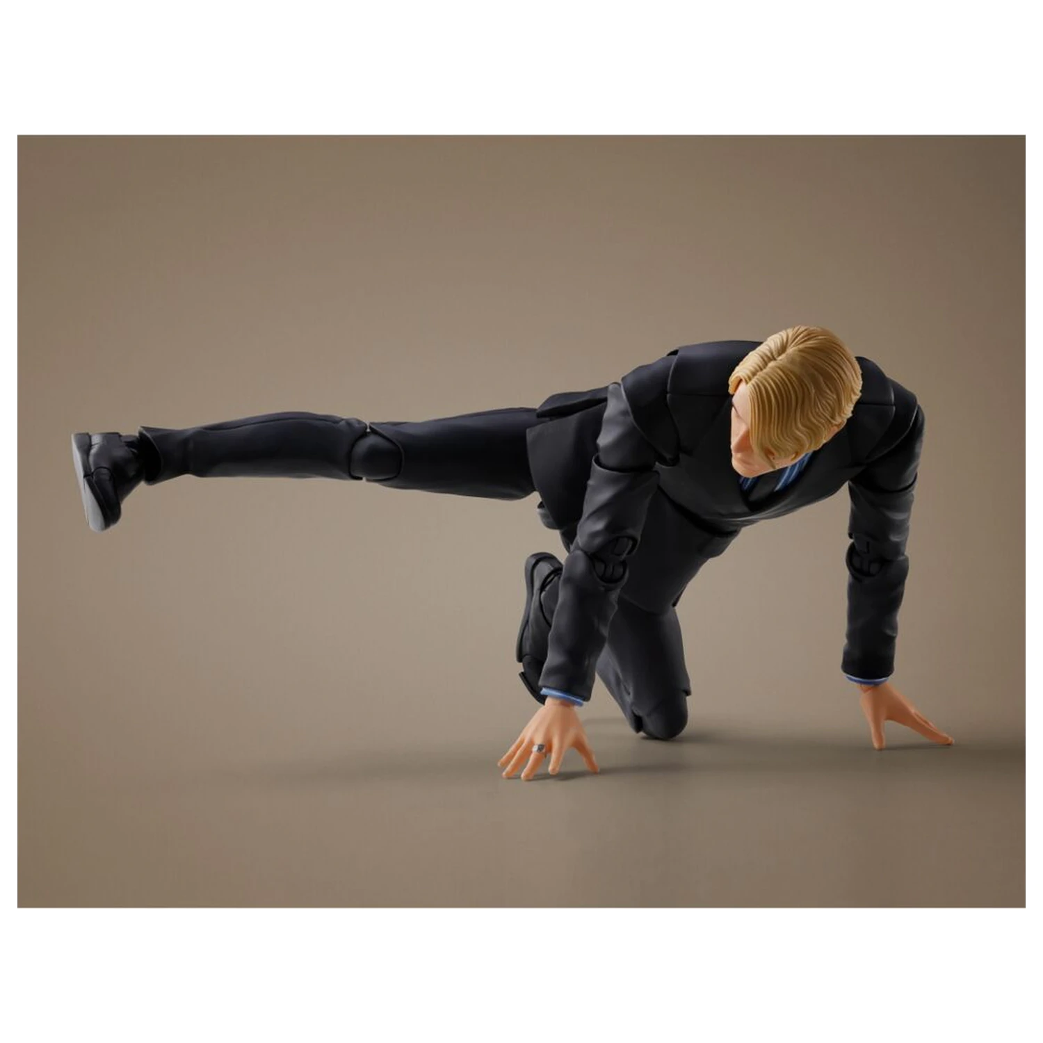 One Piece Sanji S.H. Figuarts figura 15cm termékfotó