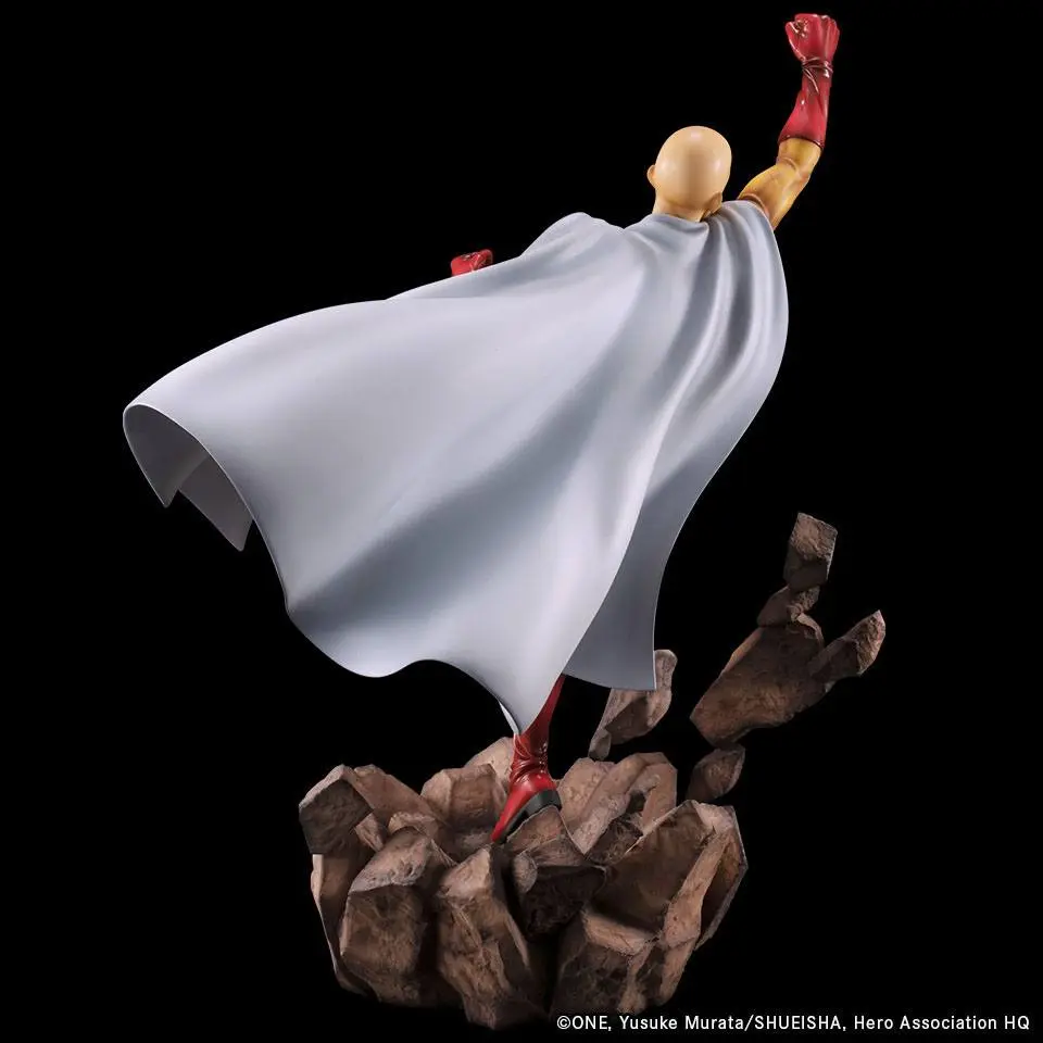 One-Punch Man 1/7 Saitama szobor figura 33 cm termékfotó
