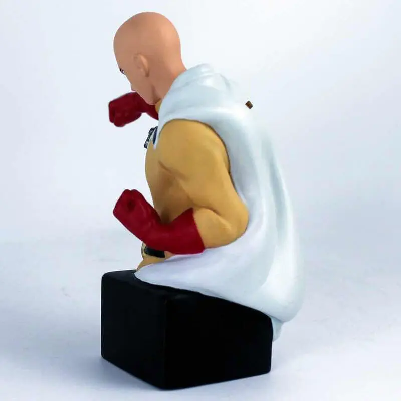 One Punch Man Saitama mellszobor persely 20cm termékfotó