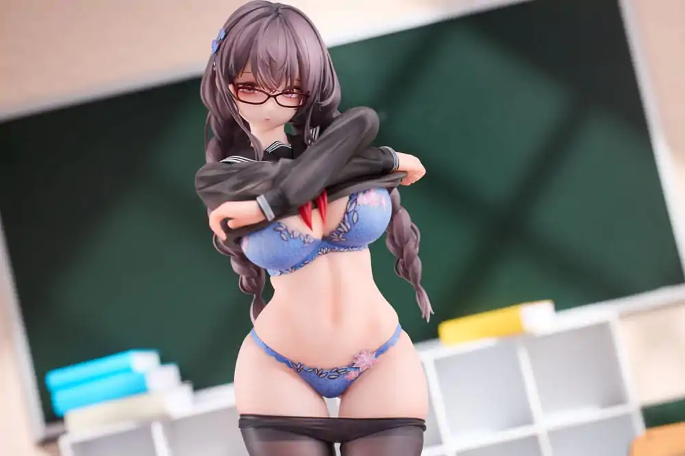 Original Character 1/6 Gap Glasses Girl Who Doesn't Want To Take Physical Education Class PVC szobor figura 28 cm termékfotó