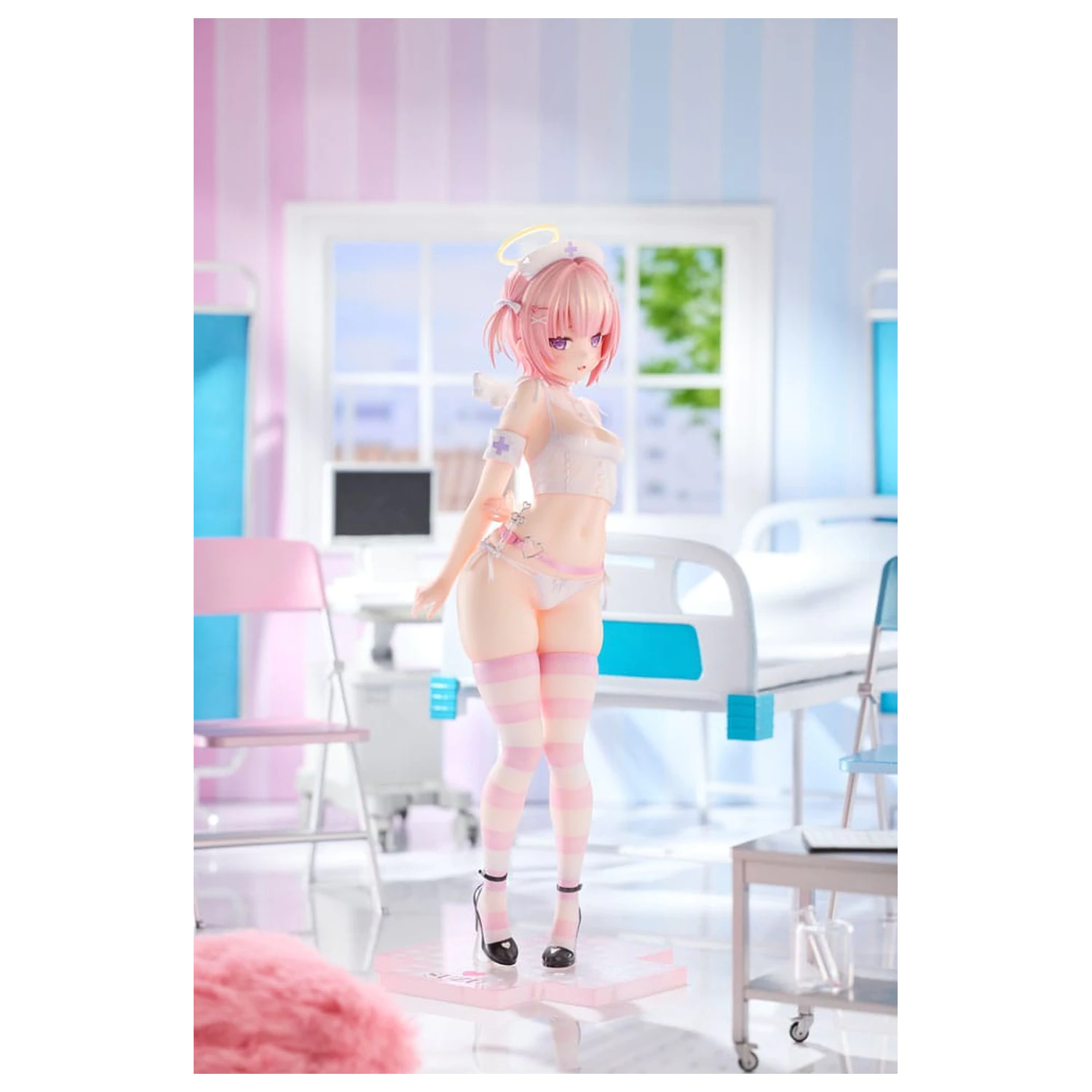 Original Character 1/6 Suzu Illustrated by Kuma 4-gou szobor figura 27 cm    termékfotó