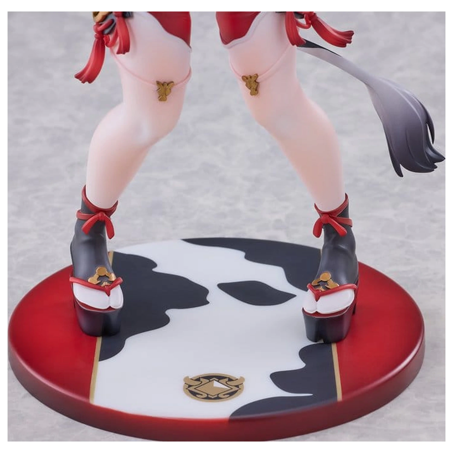 Original Character 1/6 Ushi-chan Illustration by u-suke PVC figura 28 cm termékfotó