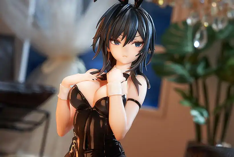 Original Character 1/7 Ishimi Yokoyama: Black Bunny Ver. PVC szobor figura 17 cm termékfotó