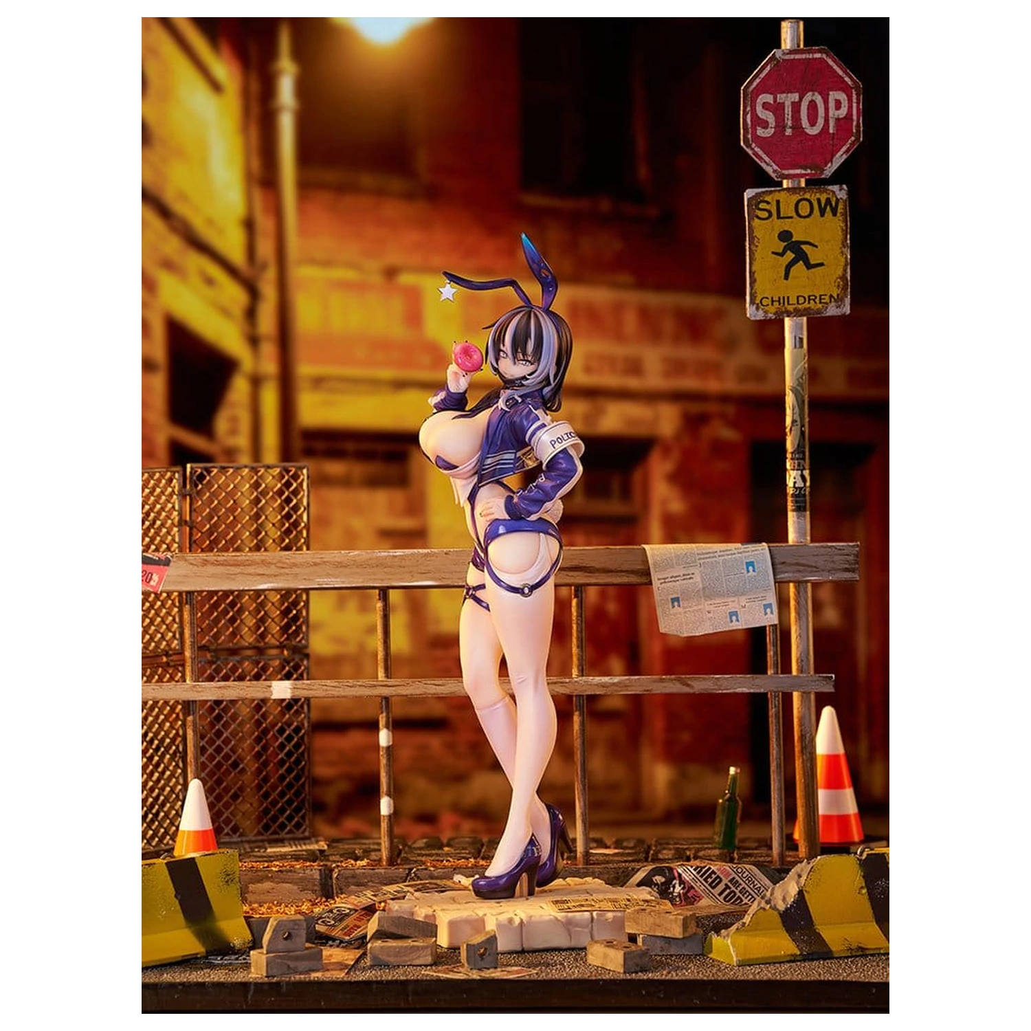 Original Character figura 1/6 Bunny Cops_02 Illustration by CheLA77 30 cm termékfotó