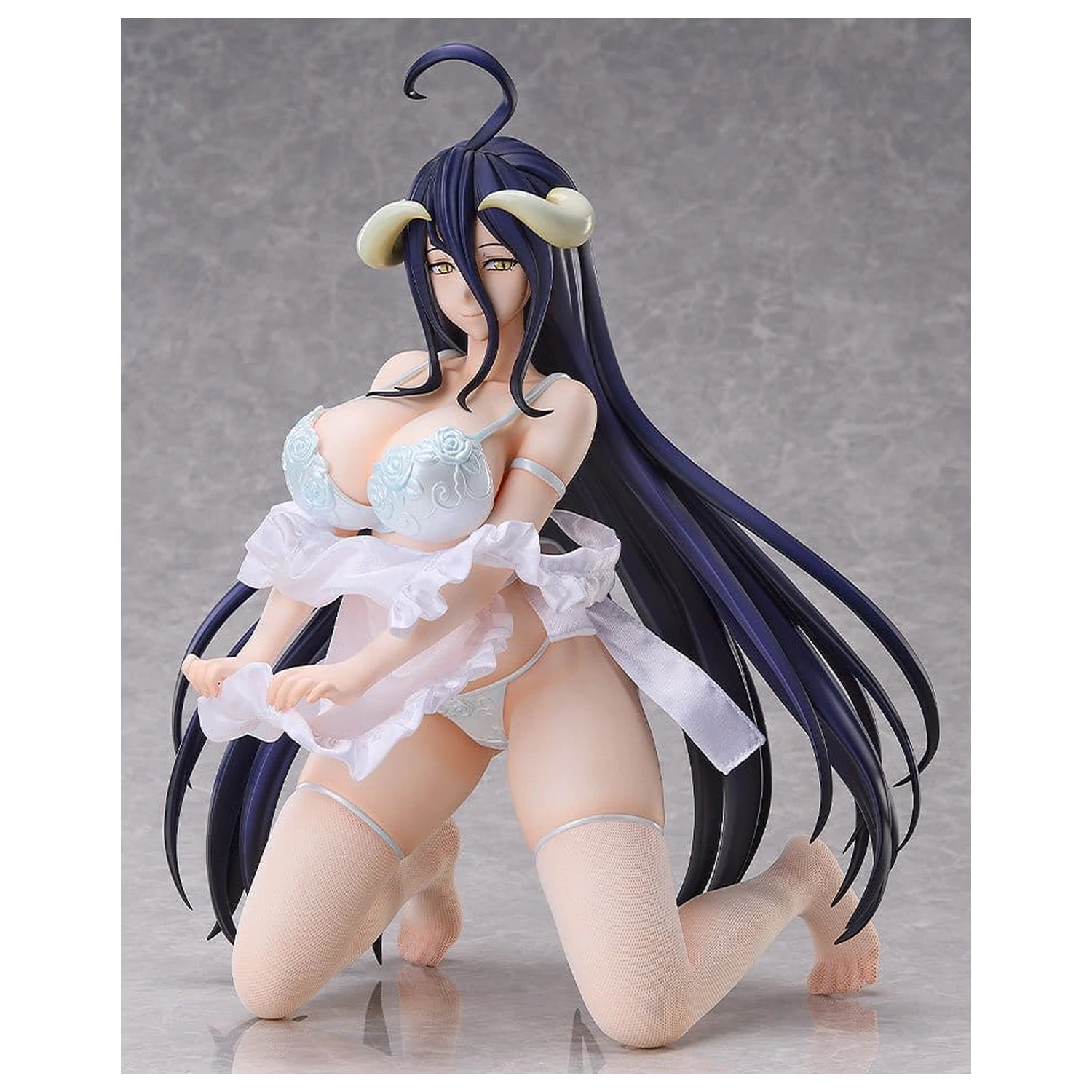 Overlord 1/4 Albedo: Apron Ver. PVC figura 33 cm termékfotó