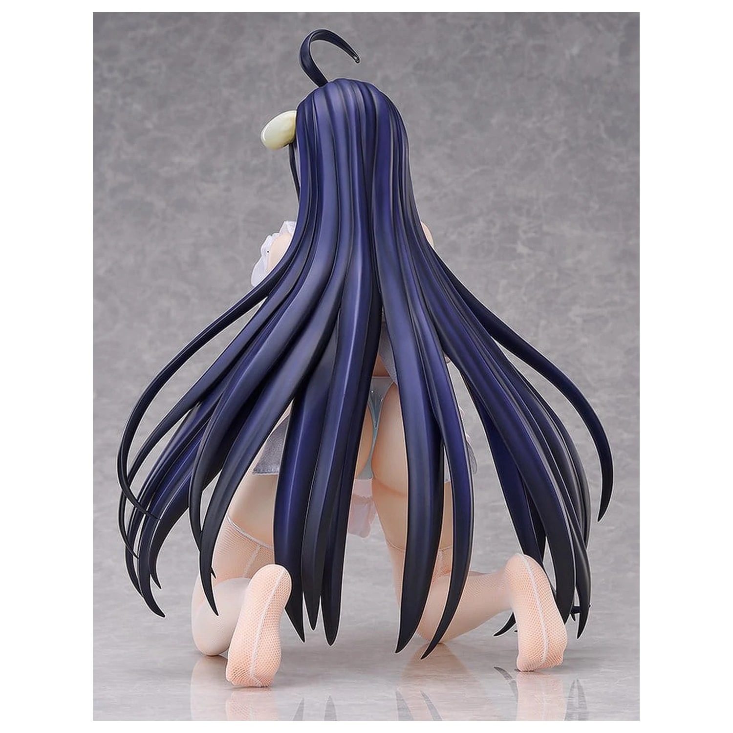 Overlord 1/4 Albedo: Apron Ver. PVC figura 33 cm termékfotó