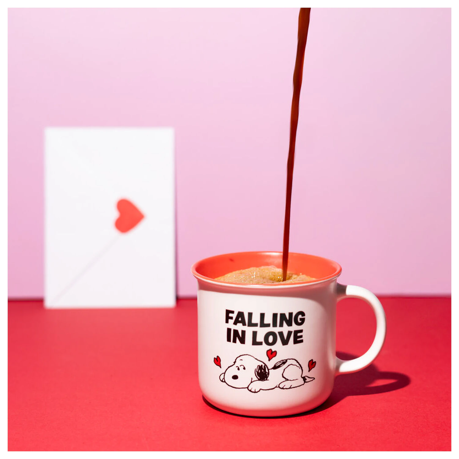 Peanuts Snoopy bögre 350ml termékfotó