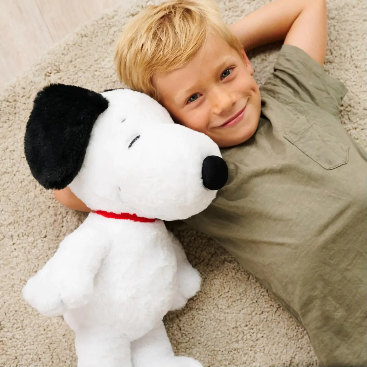 Peanuts Snoopy Flopsie plüss figura 40 cm   termékfotó