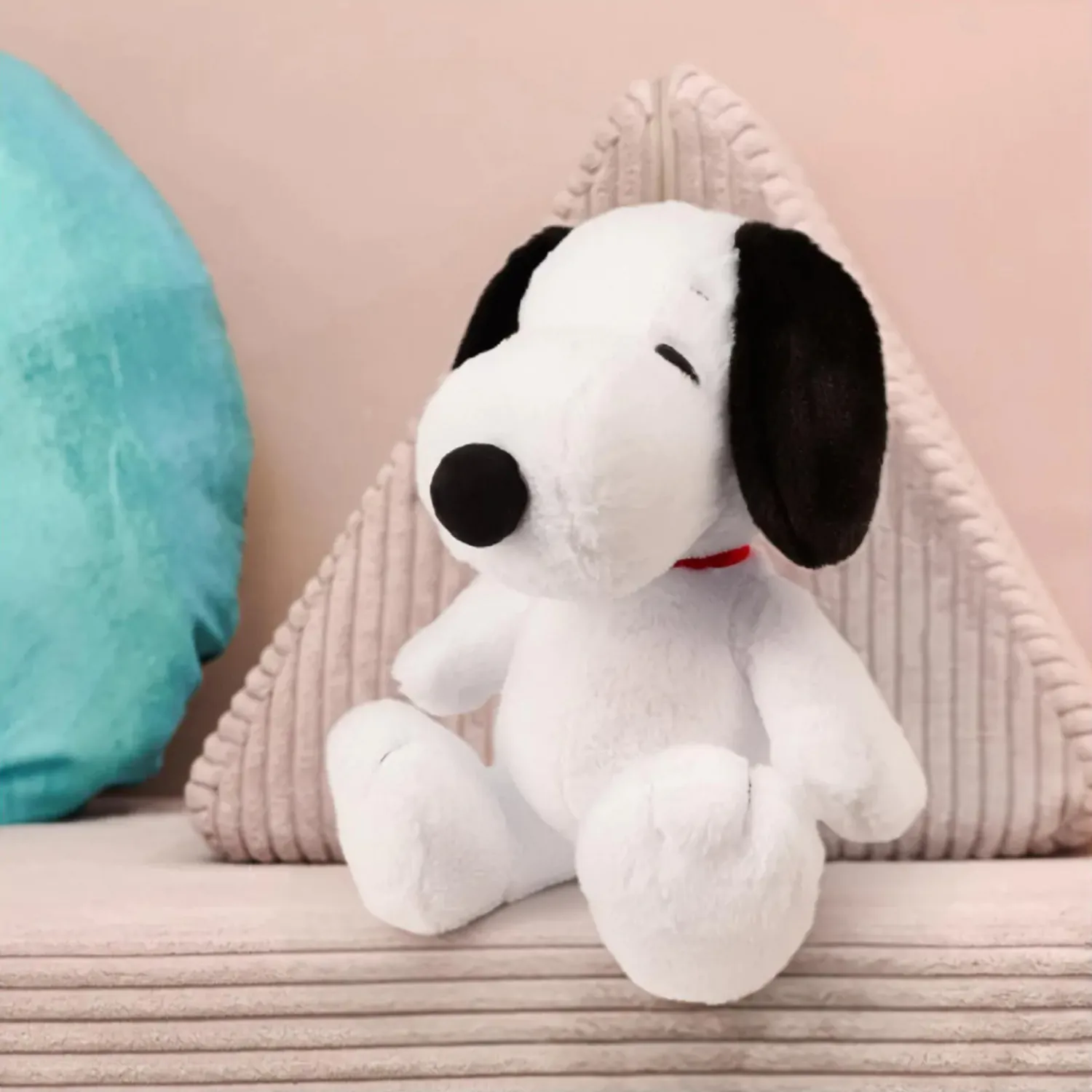 Peanuts Snoopy Flopsie plüss figura 40 cm   termékfotó