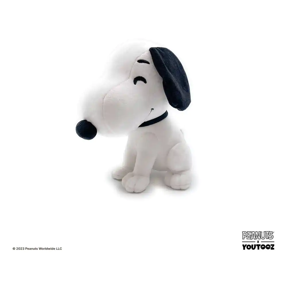 Peanuts Snoopy plüss figura 22 cm termékfotó