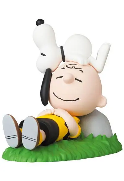 Peanuts UDF Series 13 Napping Charlie Brown &amp; Snoopy Mini figura 10 cm termékfotó
