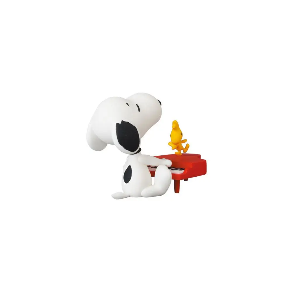 Peanuts UDF Series 13 Pianist Snoopy Mini figura 10 cm termékfotó