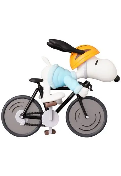 Peanuts UDF Series 14 Mini figura Bicycle Rider Snoopy 8 cm termékfotó
