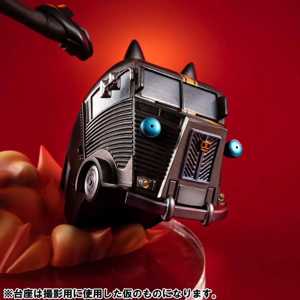 Persona 5 Royal Lucrea Noir (Haru Okumura) &amp; Morgana Car PVC szobor figura 24 cm termékfotó