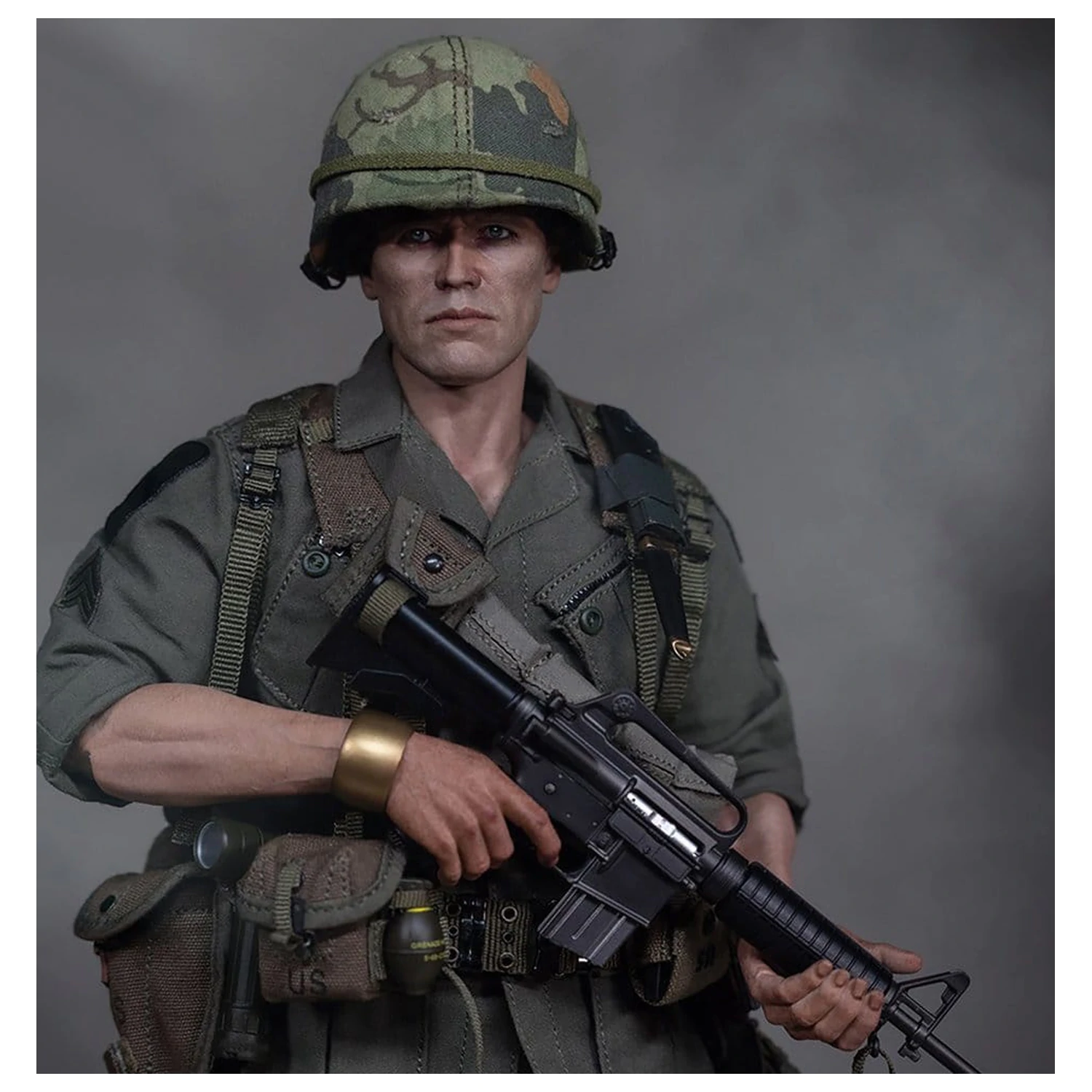 Platoon 1/6 Sergeant Elias akciófigura 30 cm termékfotó