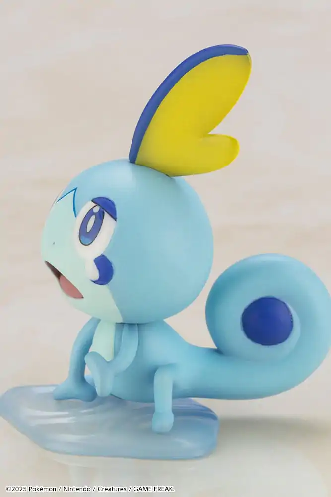 Pokémon ARTFXJ 1/8 Gloria & Sobble szobor figura 21 cm termékfotó