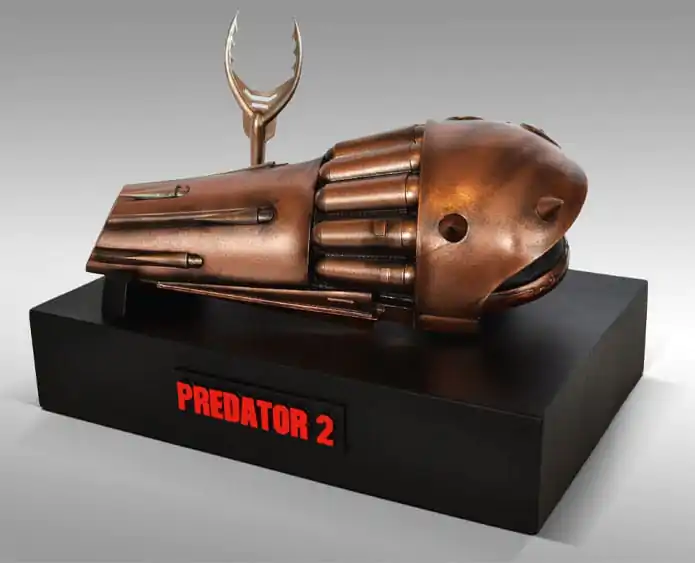 Predator 2 Model Life-Size replika Netgun and Speargun Projectile 28 cm termékfotó