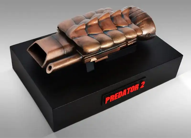 Predator 2 Model Life-Size replika Plasmacaster 25 cm termékfotó