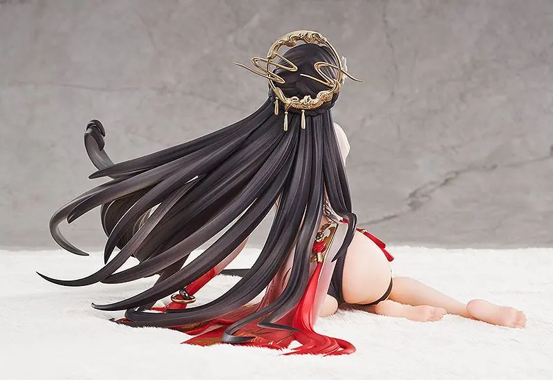 Punishing: Gray Raven 1/7 Qu: Crimson Blessing PVC szobor figura 14 cm termékfotó