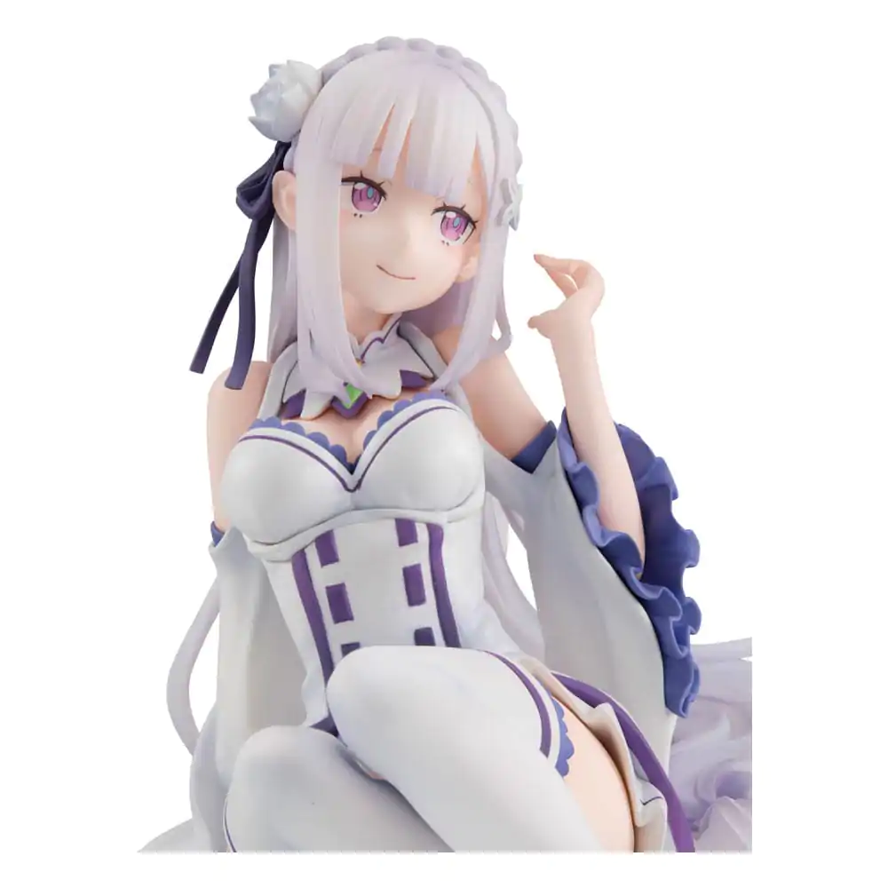 Re:ZERO Starting Life in Another World Melty Princess Emilia Palm Size PVC szobor figura 9 cm termékfotó