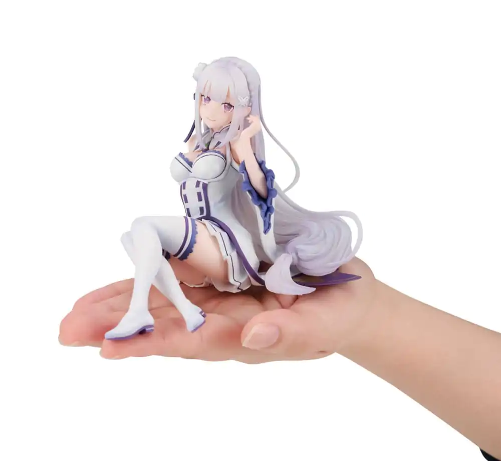 Re:ZERO Starting Life in Another World Melty Princess Emilia Palm Size PVC szobor figura 9 cm termékfotó