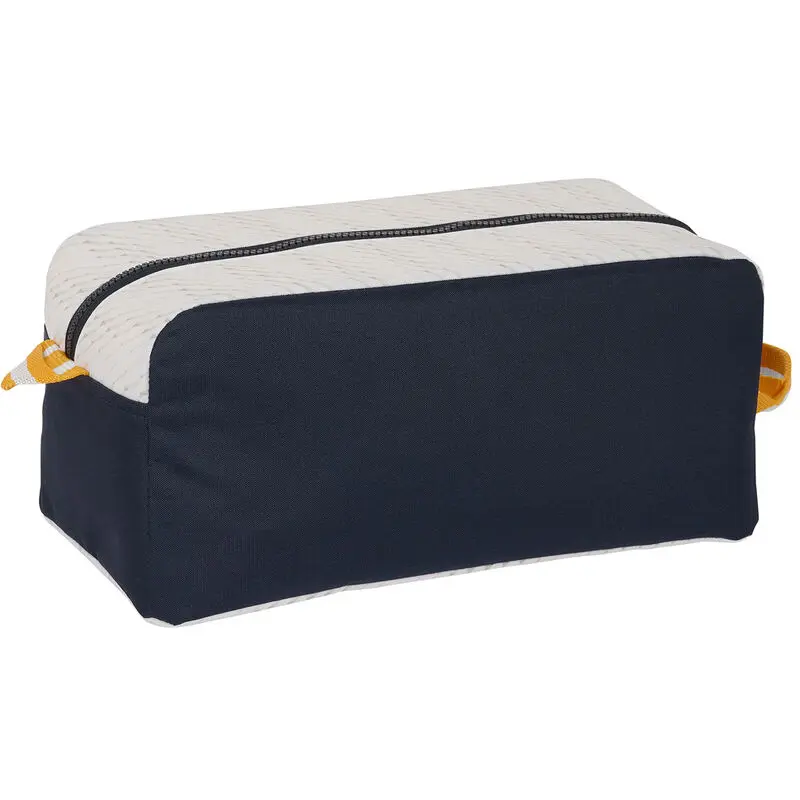 Real Madrid neszesszer táska termékfotó