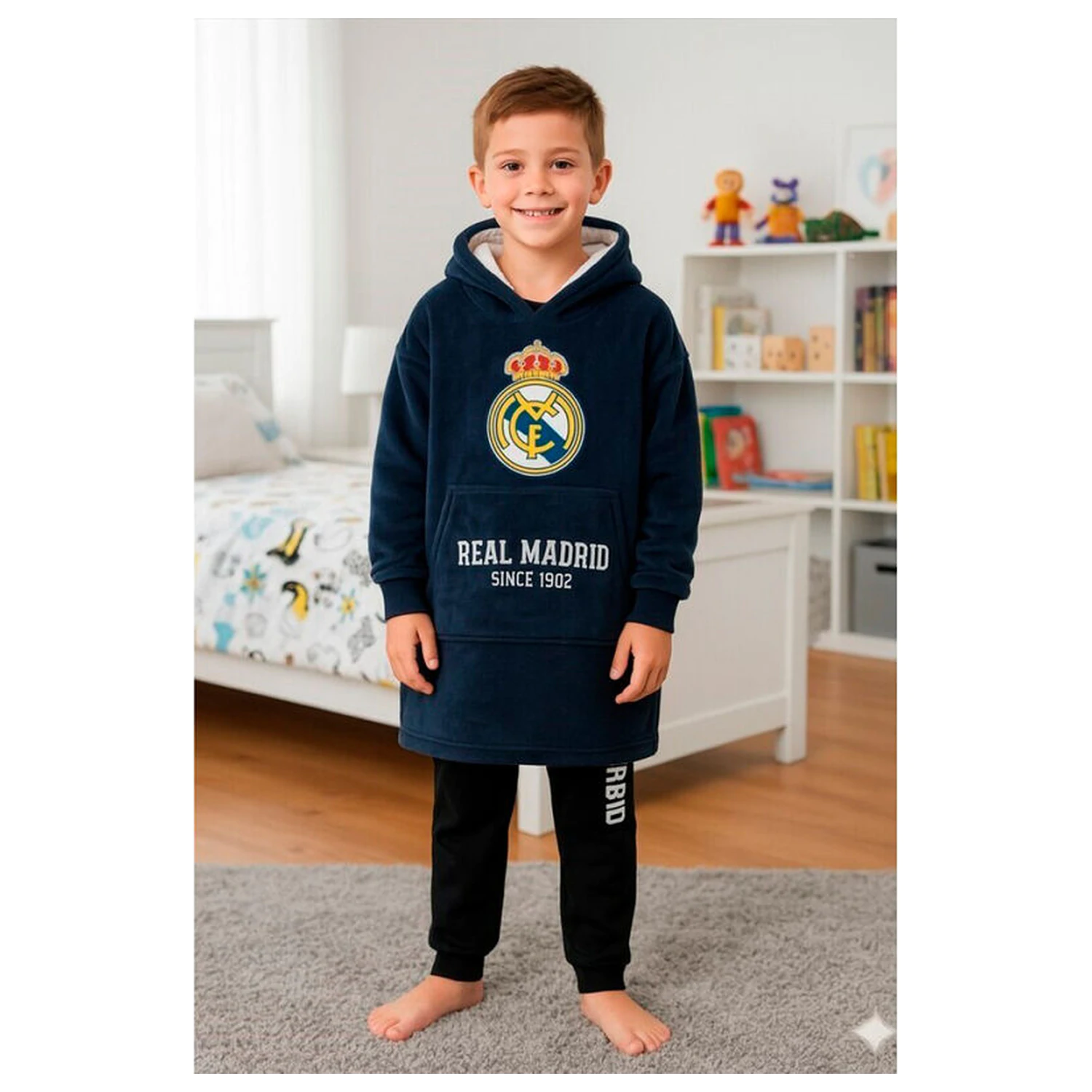 Real Madrid oversize gyerek pulóver   termékfotó