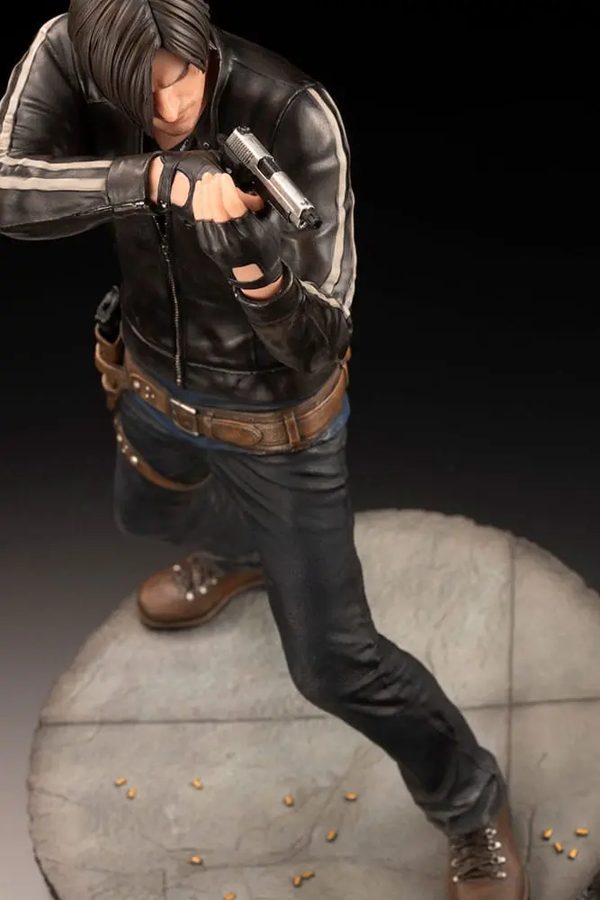 Resident Evil: Vendetta 1/6 Leon S. Kennedy szobor figura 29 cm termékfotó