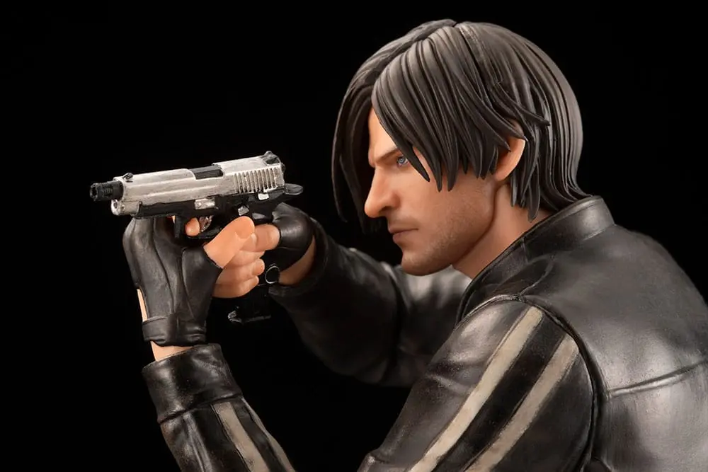 Resident Evil: Vendetta 1/6 Leon S. Kennedy szobor figura 29 cm termékfotó