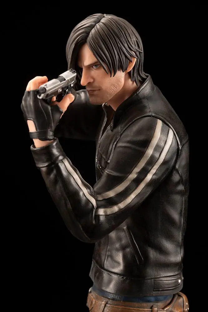 Resident Evil: Vendetta 1/6 Leon S. Kennedy szobor figura 29 cm termékfotó