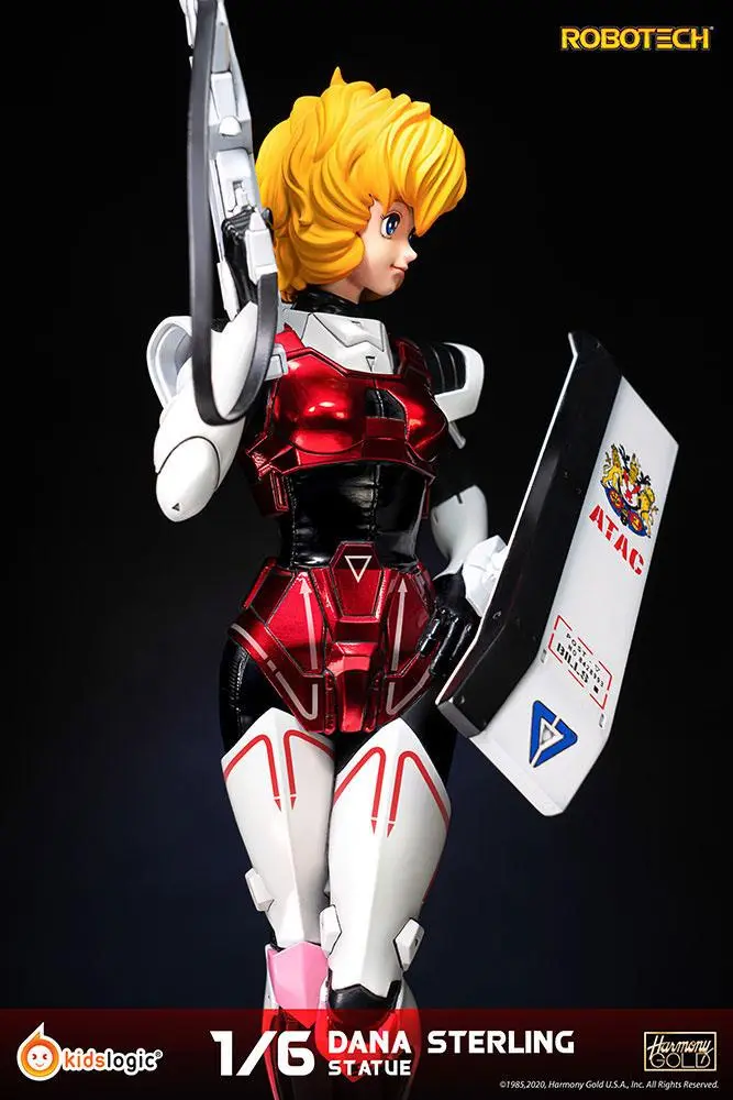 Robotech 1/6 ST17 Dana Sterling szobor figura 30 cm termékfotó