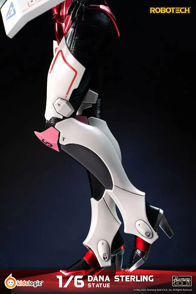 Robotech 1/6 ST17 Dana Sterling szobor figura 30 cm termékfotó