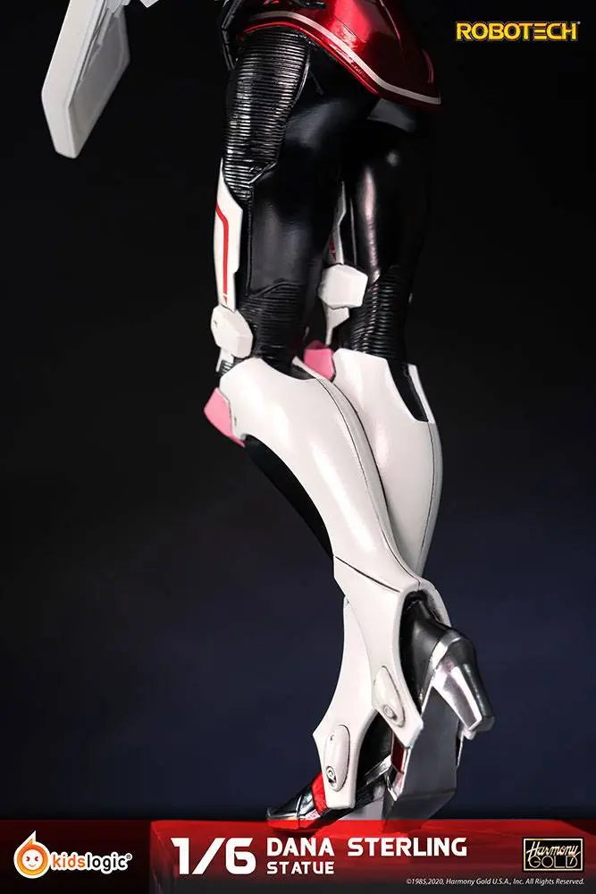 Robotech 1/6 ST17 Dana Sterling szobor figura 30 cm termékfotó