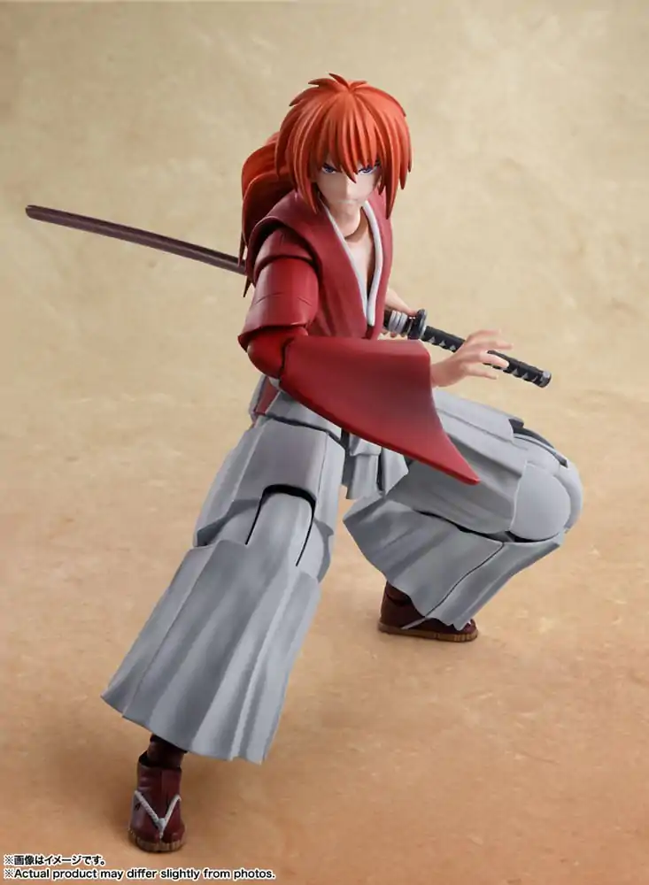 Rurouni Kenshin: Meiji Swordsman Romantic Story S.H. Figuarts akciófigura Kenshin Himura 13 cm termékfotó